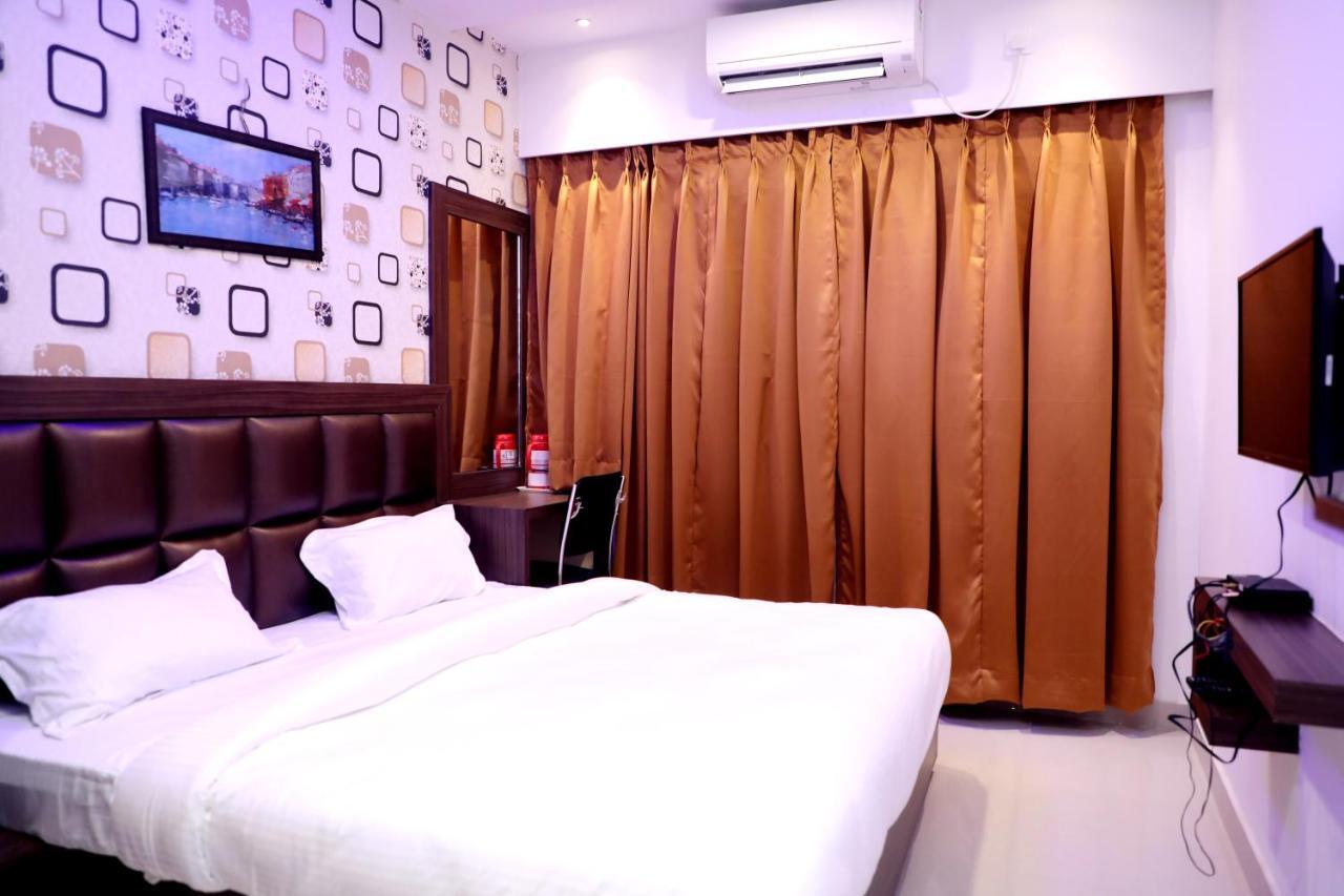 Golden Crown Hotel