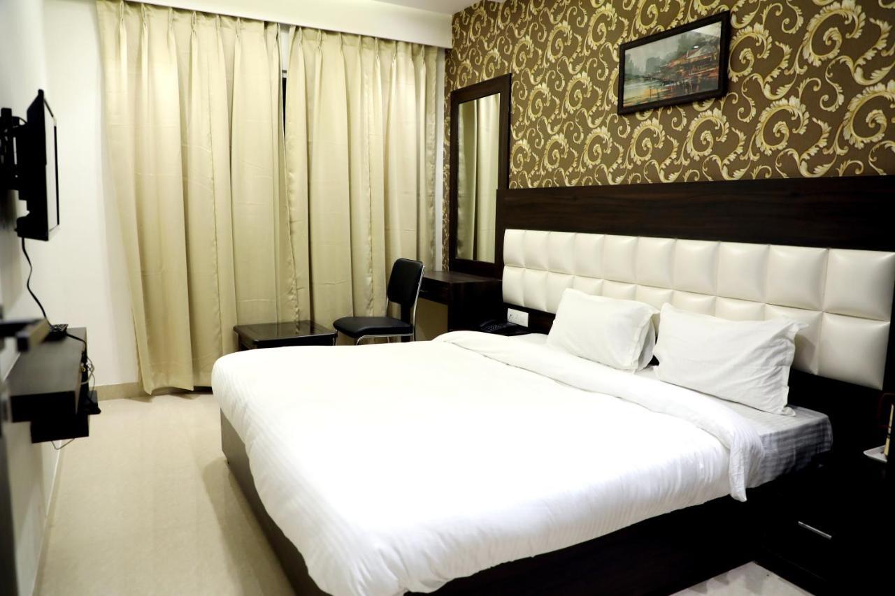 Golden Crown Hotel 2*